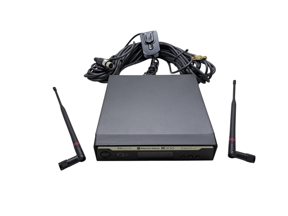 Electro Voice R-300 Band A 618.5-633.5MHz Wireless Mic Receiver w/ Accessories