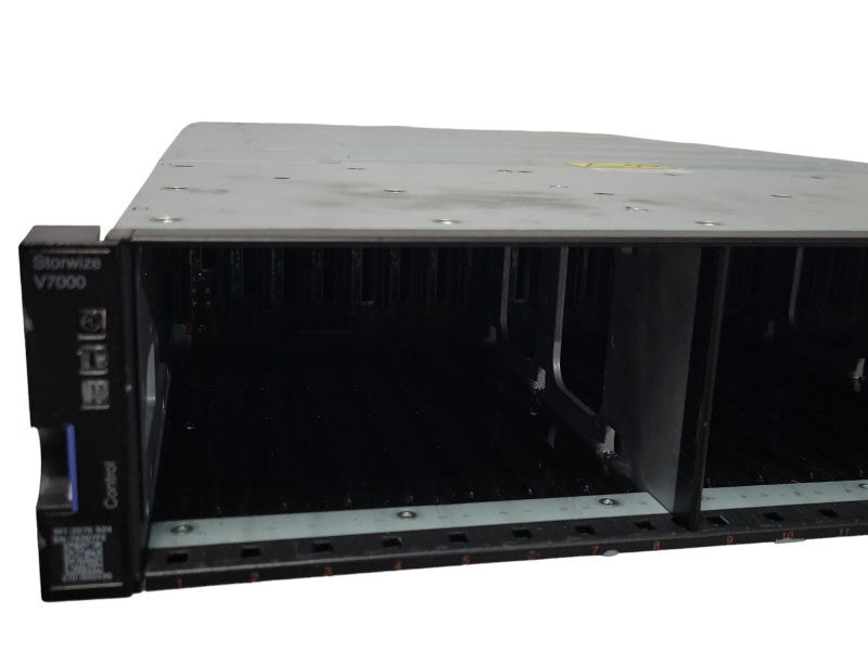 IBM Storwize V7000 storage array with 2x 31P1845 controllers, 2x PSU _