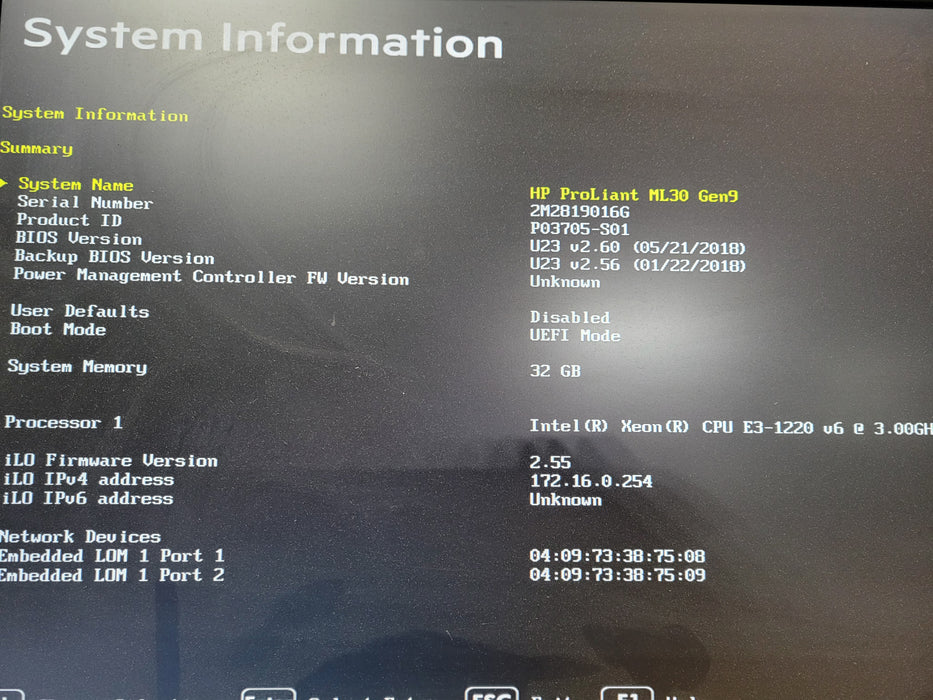 HP ProLiant ML30 Gen9 4x 3.5" | Xeon E5-1220 v6 @3.00GHz, 32GB DDR4, B140i RAID