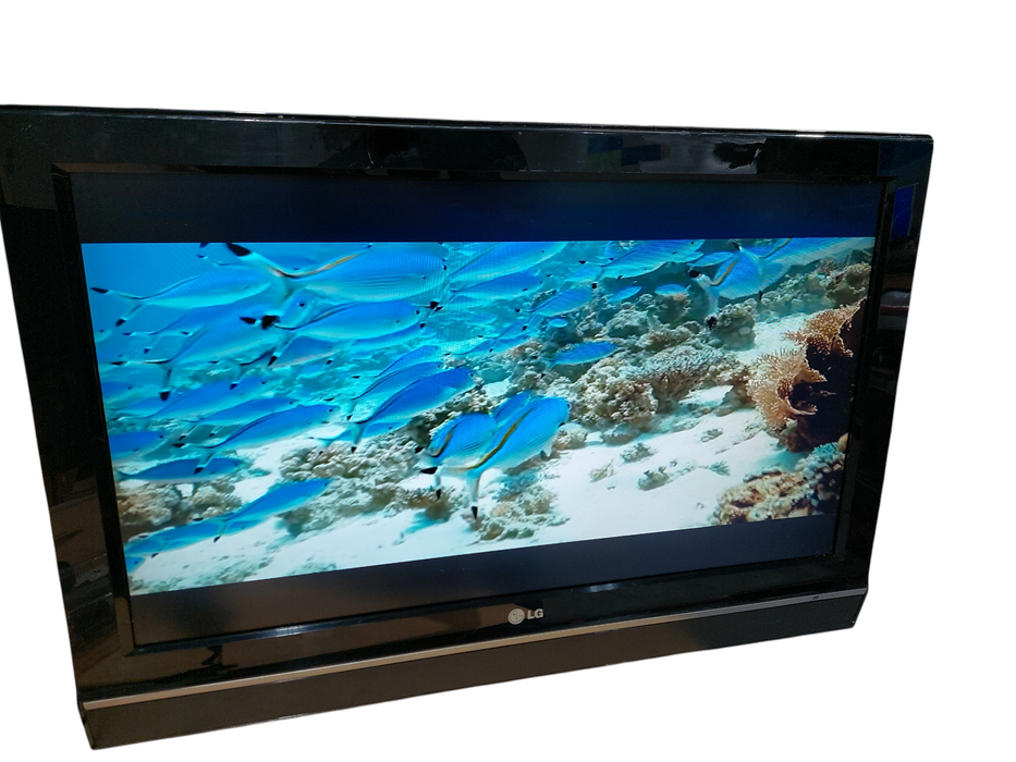 LG 32 LCD TV Model: 32LC5DC   2007 MFG