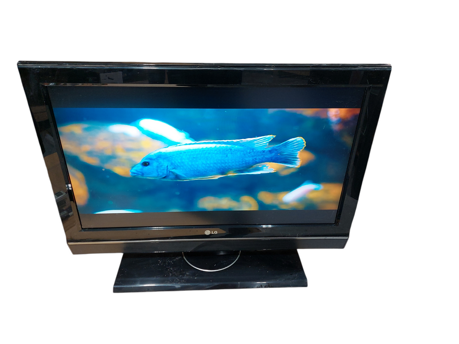 LG 32" LCD TV Model: 32LC5DC with stand