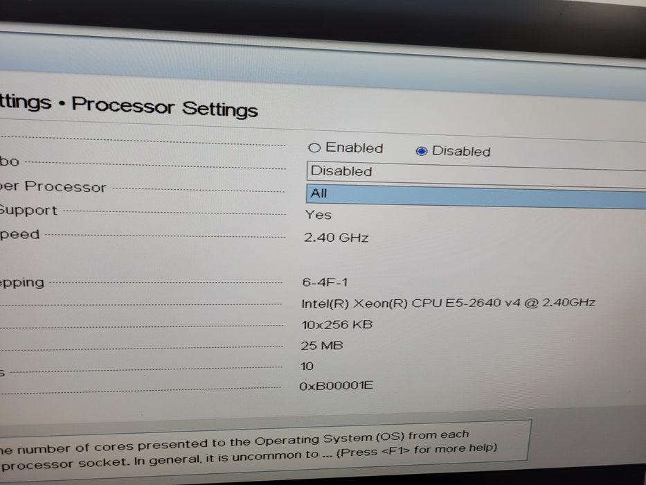 Dell PowerEdge R730 - Xeon E5-2640 v4 32GB DDR4 NO HDD PERC H730 Mini 750W PSU