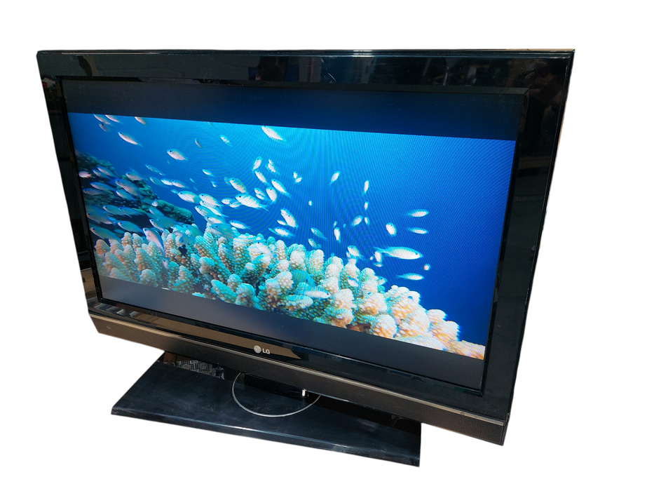 LG 37" TV Model: 37LC5DC