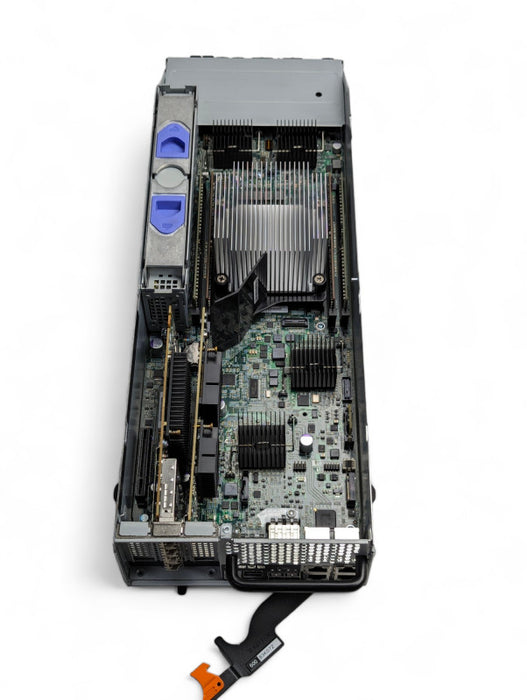 IBM Storwize V7000 Gen2 with 2x 01LJ743 Node Canisters Please READ  -