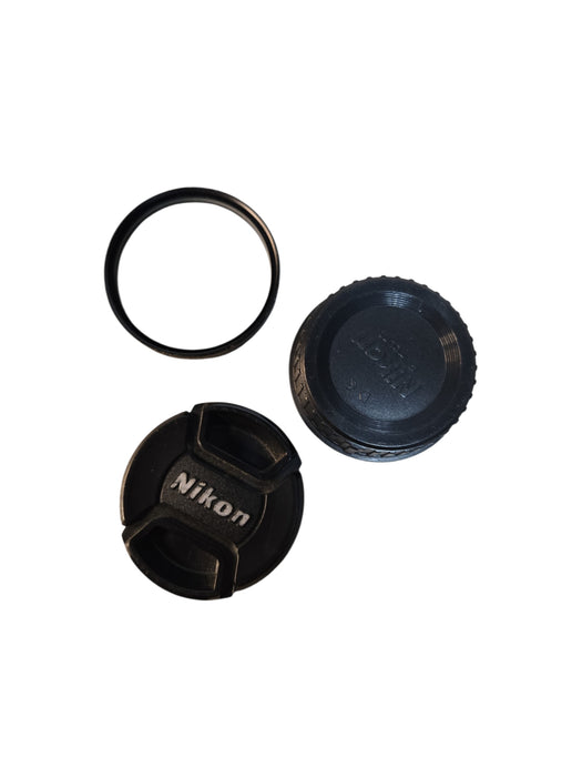 Nikon VR DX AF-S Nikkor 18-55MM 1:3.5-5.6G Lens W/ Covers & Protector