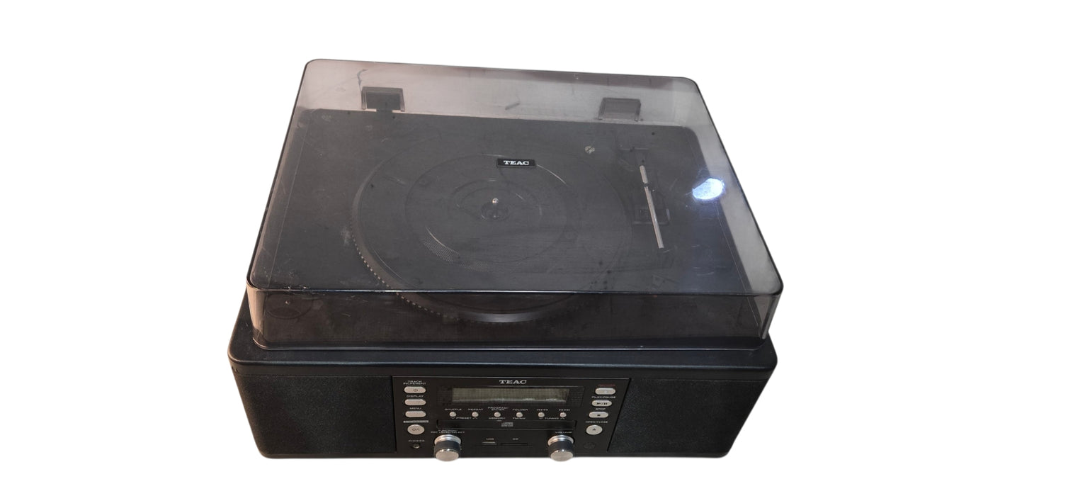 TEAC LP-U200 Turntable USB Recorder with CD/Radio Made in Japan | READ