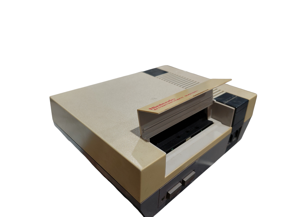 Nintendo NES Console only Yellowing , model: NES-001 ( Parts )