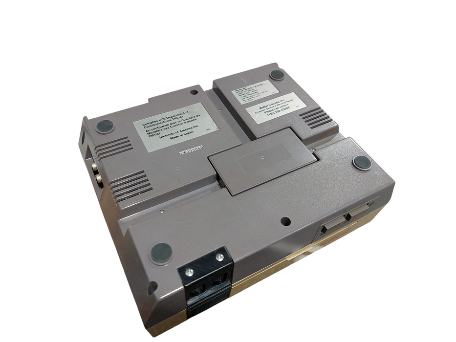 Nintendo NES Console only Yellowing , model: NES-001 ( Parts )