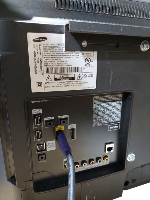 Samsung 32" TV Model: UN32H5203AFXZC