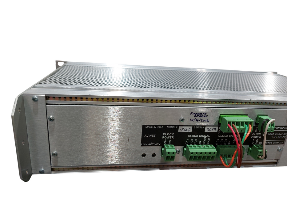 System 7 To System 6 Clock interface Model: 726CD