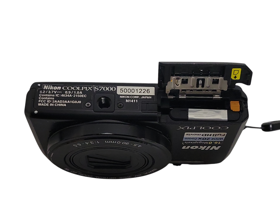 Nikon COOLPIX S7000 Digital Camera 16.0MP 20x Zoom Wi-Fi, READ