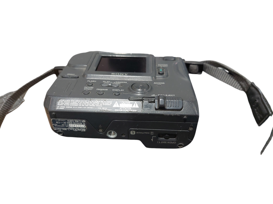 Sony Digital Still Camera Model: MVC-FD73