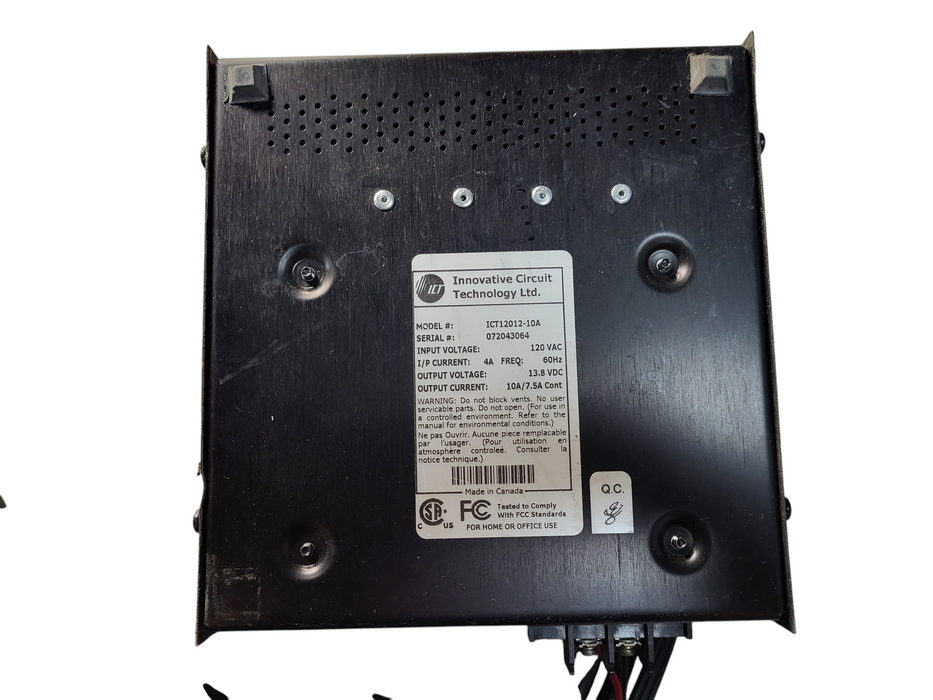 Motorola Radius CM200 PMLN4598C AAM50RNC9AA1AN w/ ICT12012-10A, HMN3596A