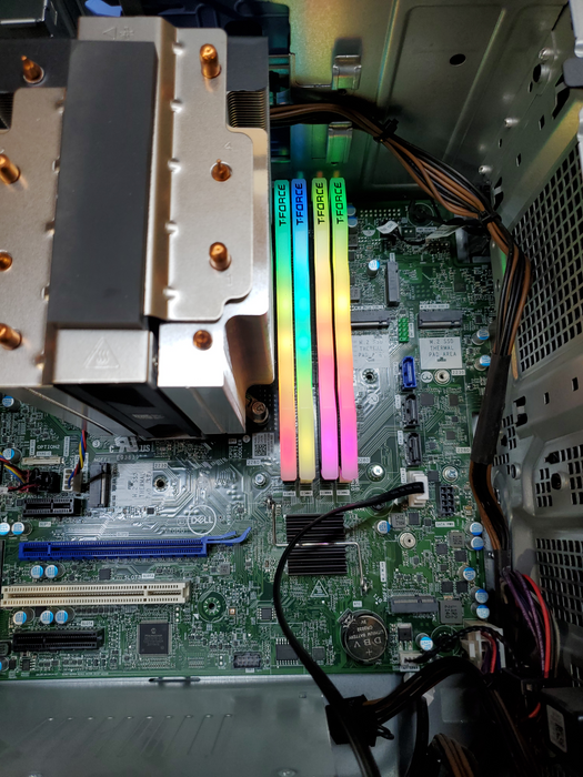TeamGroup DELTA RGB 32GB (4x8GB) RAM DDR5 6000MHz FF3D58G6000HC38ABK