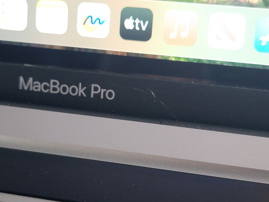 Apple Macbook Pro 2020 13" 4-Core i5-8257U @ 1.4GHz 8GB DDR3 500GB SSD [A2289 C]