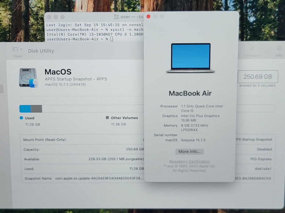 Apple Macbook Air 2020 13" 4-Core i5-1030NG7 @ 1.1GHz 8GB DDR4 250GB SSD [A2179]