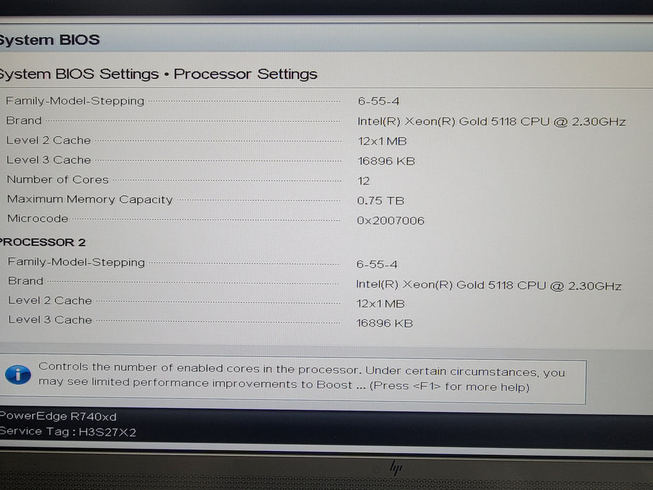 Dell PE R740xd, 2x Xeon Gold 5118 2.30Ghz, 32GB DDR4, H740P Mini, 2x PSU, READ