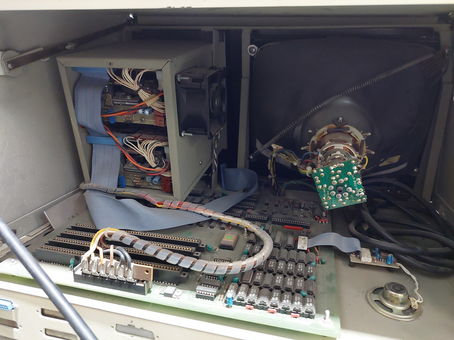 Vintage Floppy Disk Computer Shell Electrohome 1970's Tube CRT