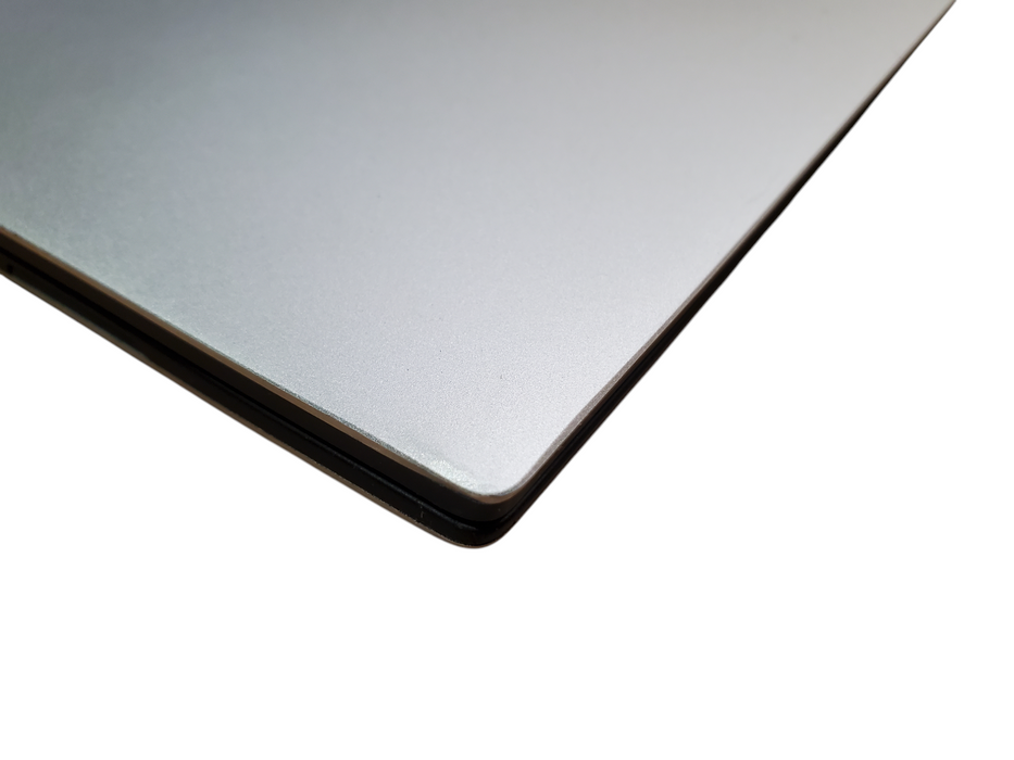 Dell XPS 13 7390 4K TOUCH i7-10710U 1.10GHz 16GB RAM 256GB SSD READ