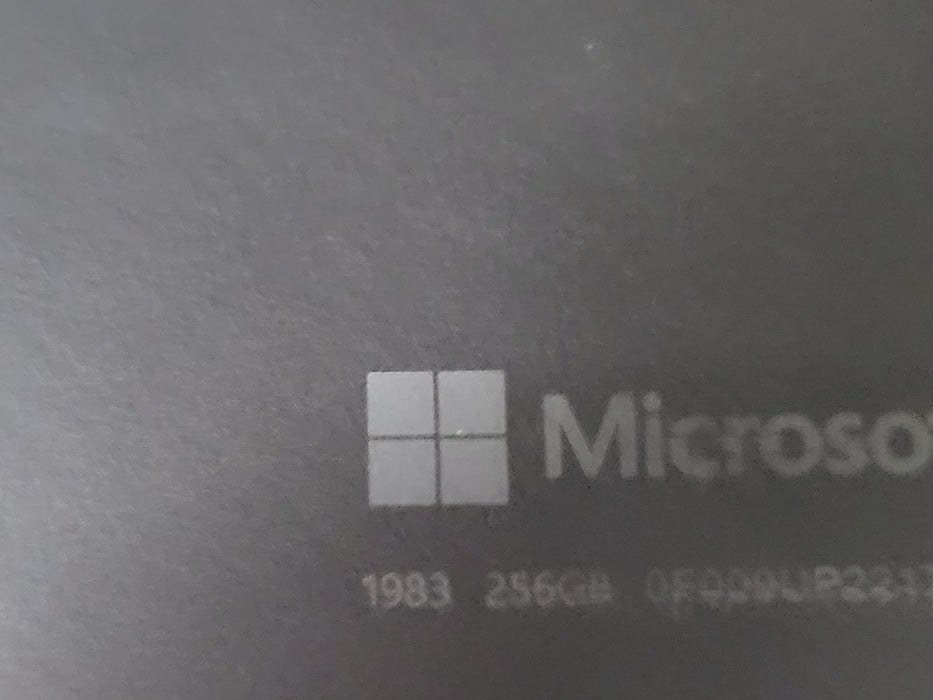 Microsoft Surface Pro 8 1983 13" Core i5-1145G7 2.60GHz 16GB DDR4 256GB SSD READ