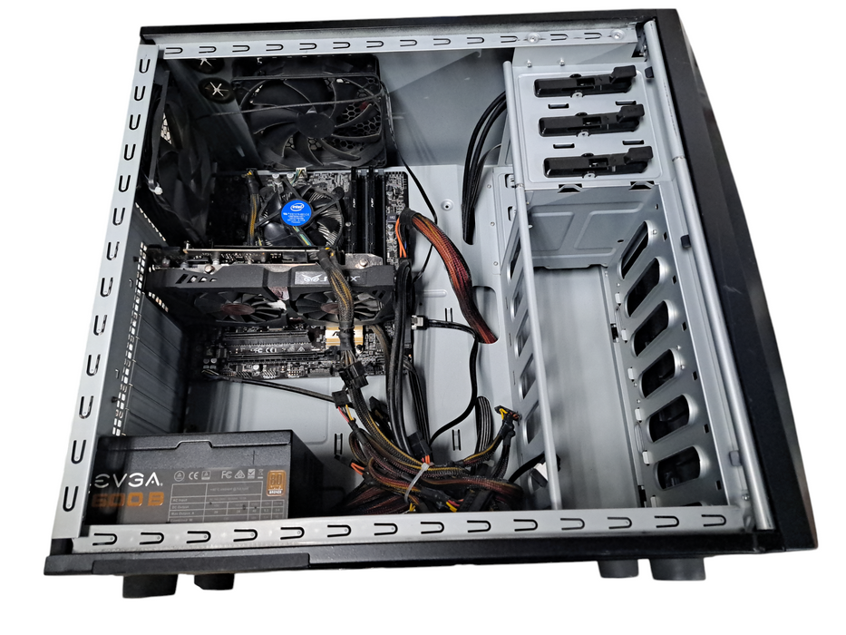 Custom PC | Intel 6700 @ 3.40GHZ | GTX 960 4GB | 32GB DDR4 | 500W PSU | NO HDD