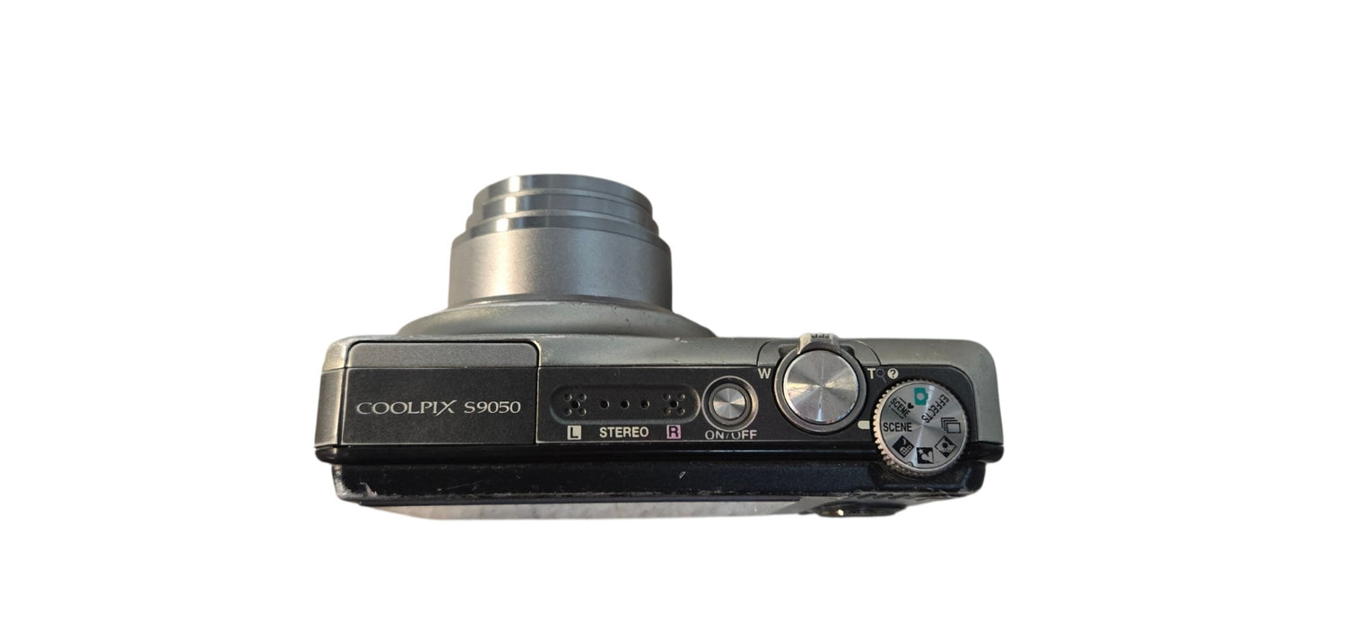Nikon Coolpix s9050 12.1MP Digital Point And Shoot Camera