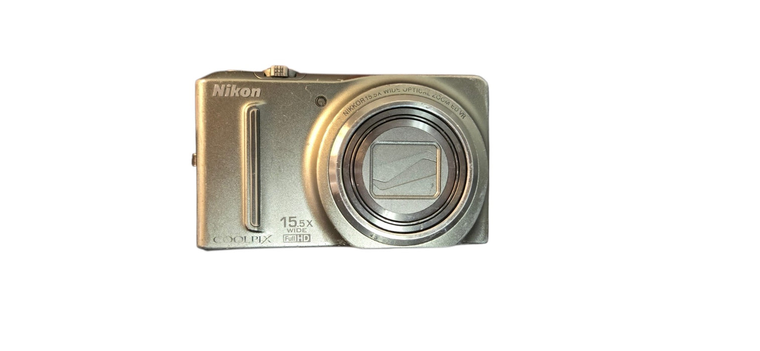 Nikon Coolpix s9050 12.1MP Digital Point And Shoot Camera