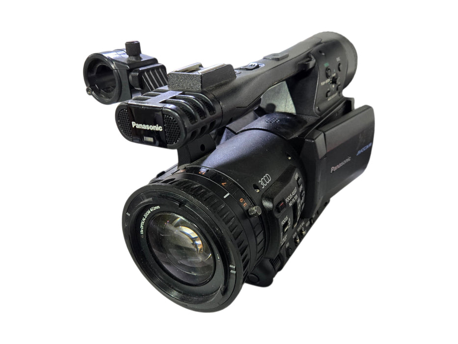 Panasonic AG-HMC150P - AVCCAM 3CCD HD Handheld Camcorder, No Battery, READ