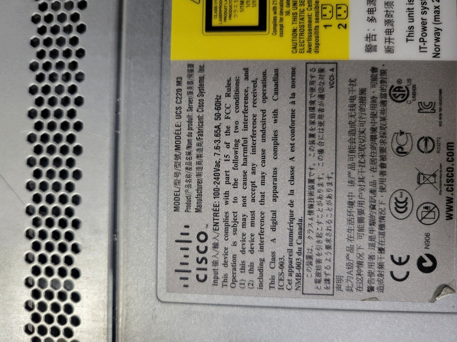 Cisco UCS C220 M3 - 2x Xeon E5-2609 128GB DDR3 MegaRAID SAS 9266-8i 2x 650W PSU