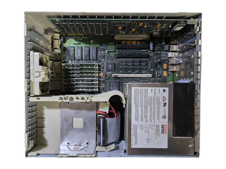 Apple Macintosh IIcx Vintage Desktop Computer. Tested To Power Only, READ