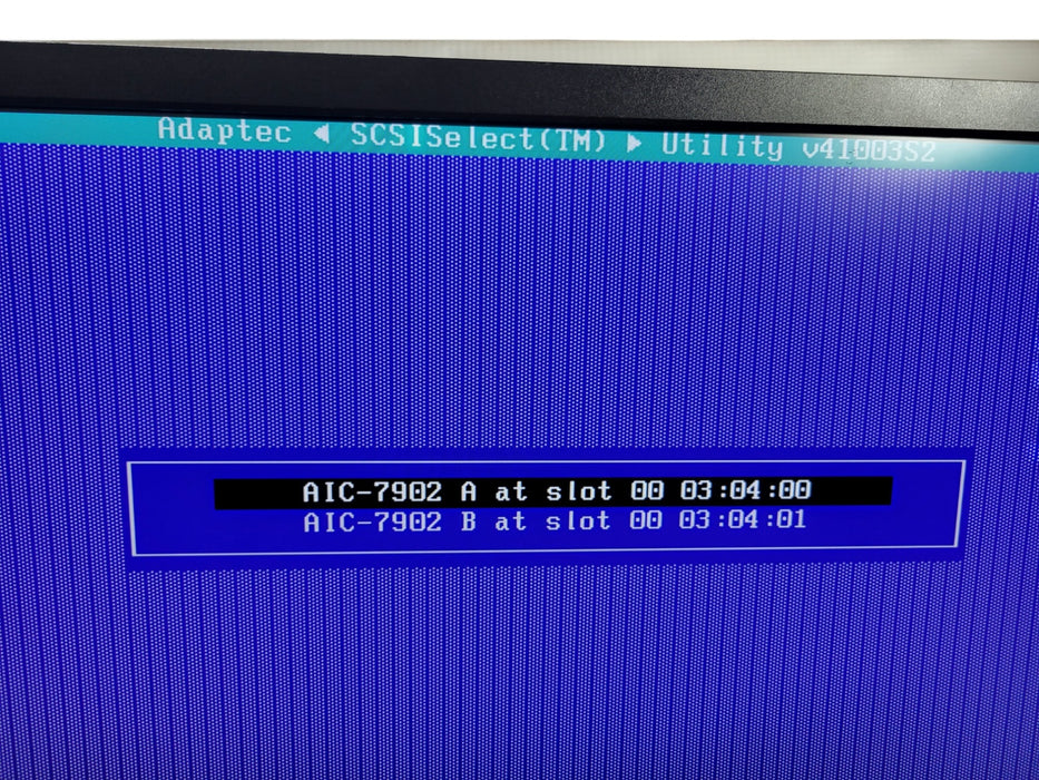 Intel Xeon Tower Server - 2x Xepm @ 2.66Ghz 2048MB RAM NO HDD 450W PSU