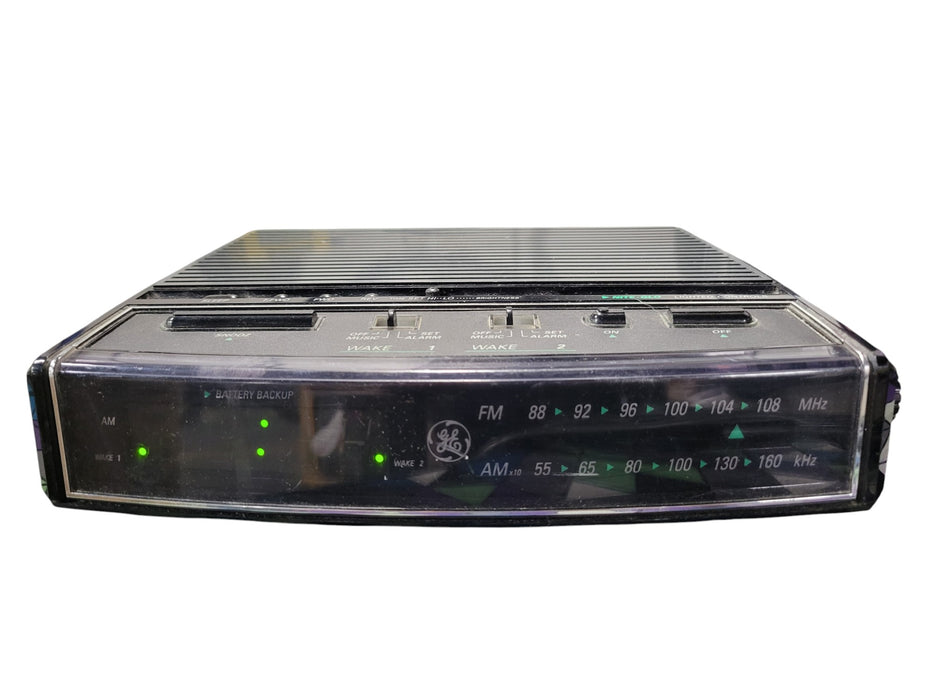 GE 7-4628B - Dual Alarm AM/FM Clock Radio Nite-Glo