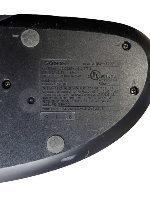Sony RDP-X500iP Personal Audio Docking System Speaker (READ)