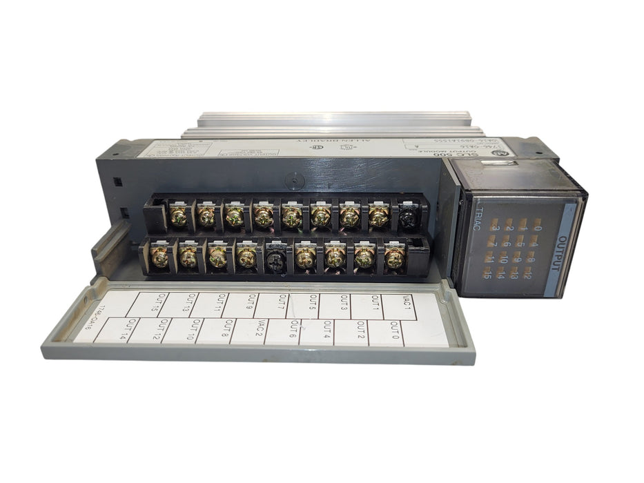 Allen-Bradley 1746-OA16 Ser A - SLC 500 16-Point TRIAC AC Output Module