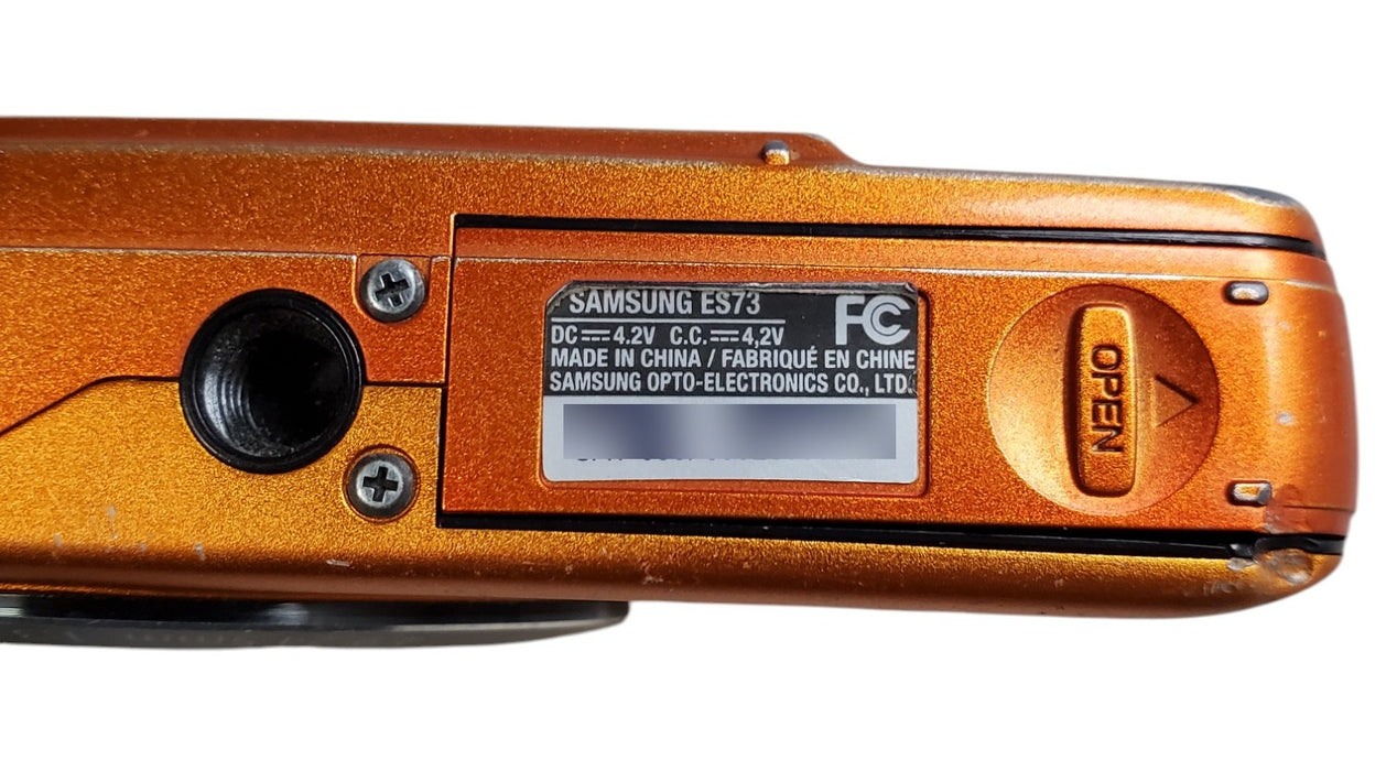 Samsung ES73 12.2MP Digital Camera Orange w/ Battery