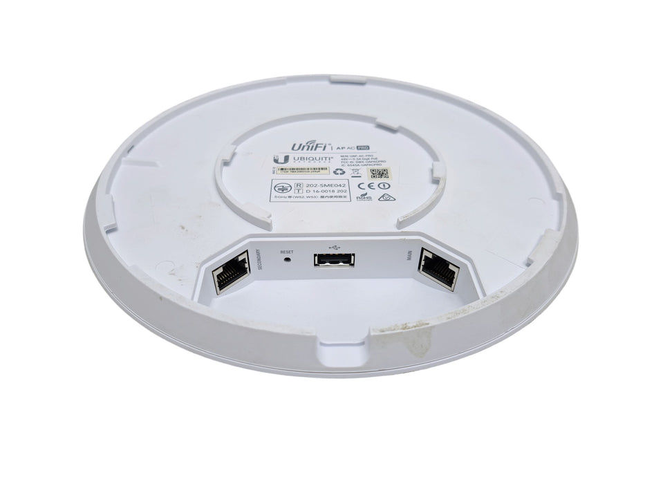 Ubiquiti Networks UAP-AC-PRO 1300Mbps Wireless Access Point