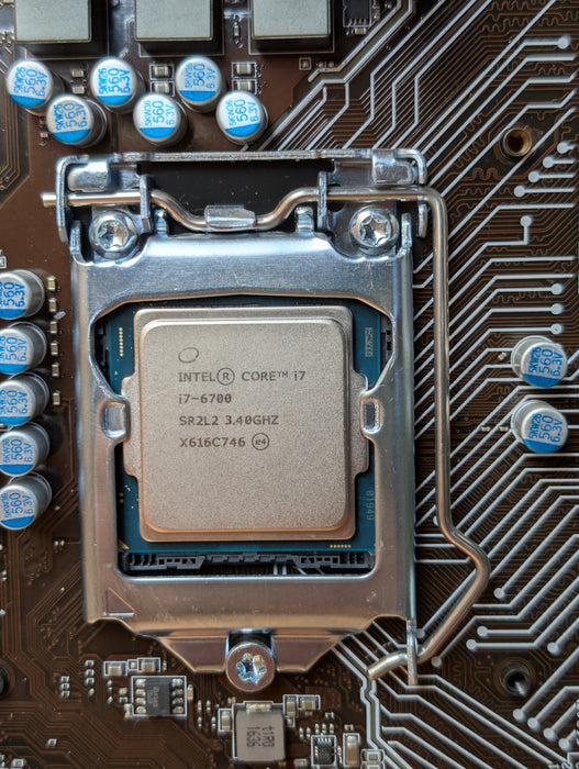 MSI Z170A PC MATE - Core i7-6700 3.40GHz 16GB DDR4 Motherboard Combo