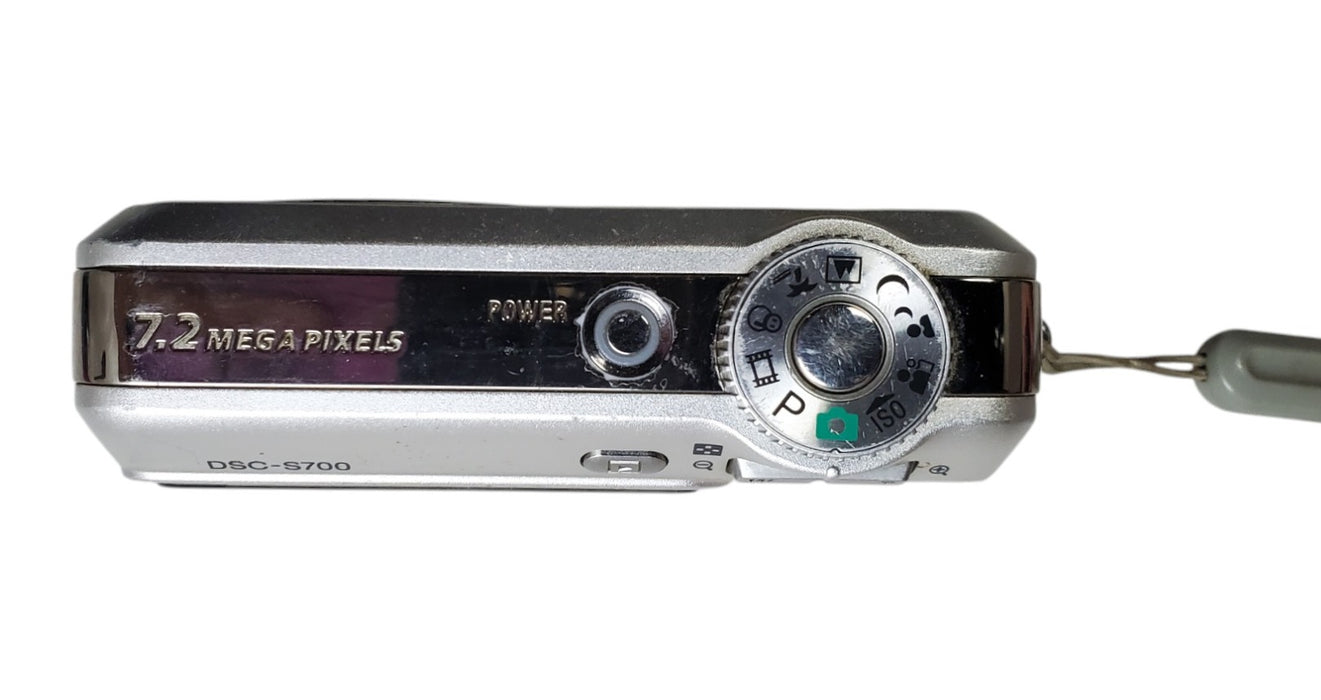 Sony Cyber-shot DSC-S700 - 7.2MP Digital Camera