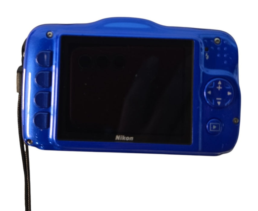 Nikon COOLPIX S33 13.2MP Waterproof Digital Camera Blue with EN-EL19 Battery