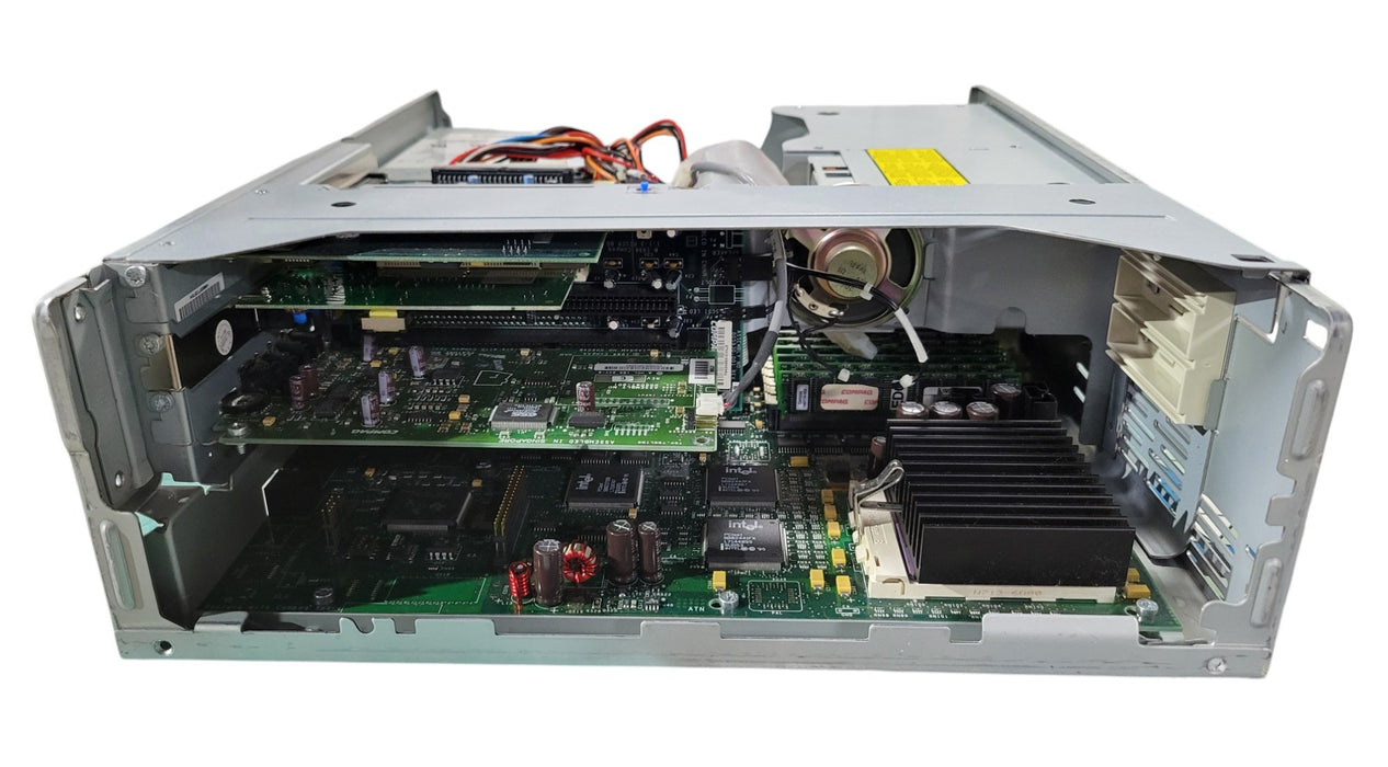 Compaq Deskpro 6000 - Pentium Pro 128MB RAM 2816KB Matrox MGA NO HDD (READ)