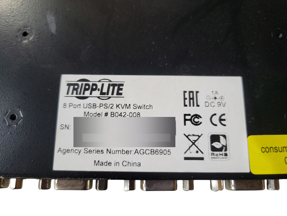 Tripp Lite B042-008 - 8-Port USB-PS/2 1U Rackmount KVM Switch