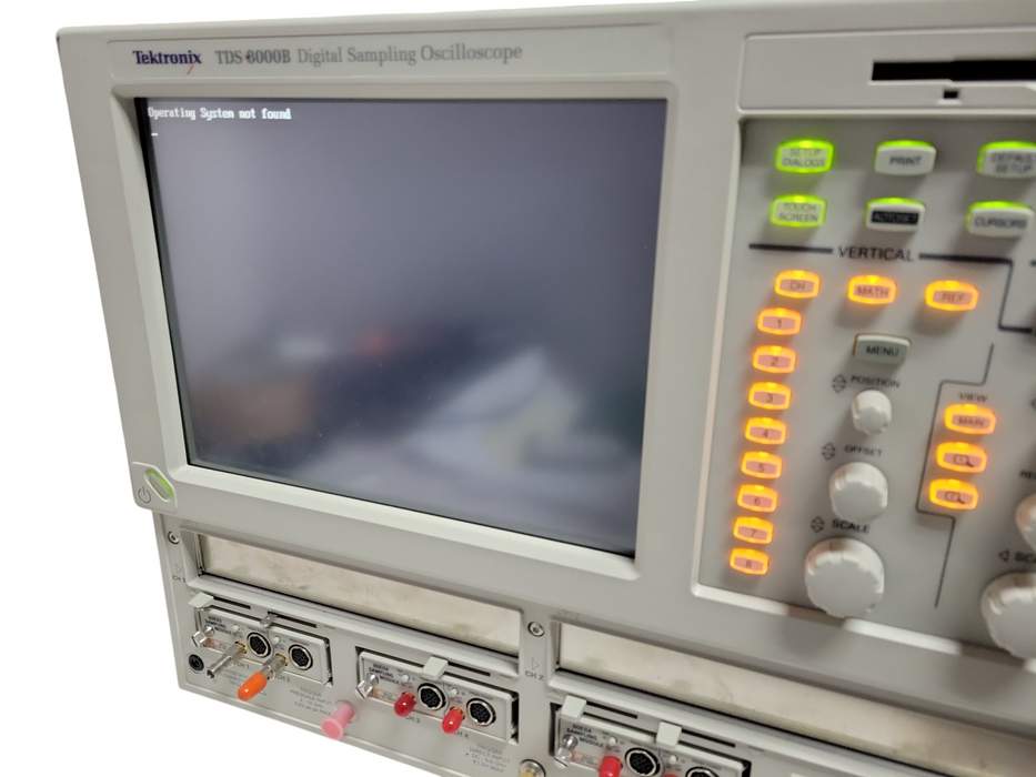 TEKTRONIX TDS8000B DIGITAL SAMPLING OSCILLOSCOPE NO HDD