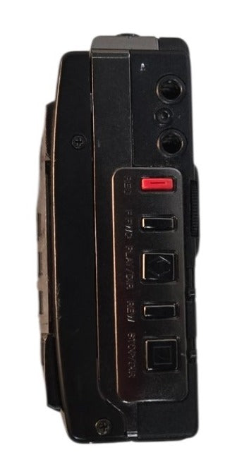 Aiwa HS-JX303 - Stereo Radio Cassette Recorder Walkman (READ)