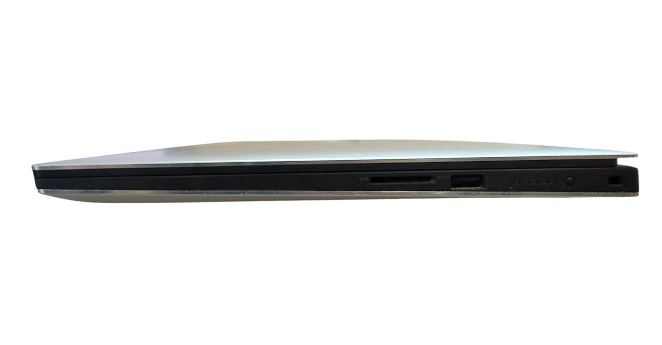 Dell Precision 5540 i9-9980HK 32GB DDR4 Quadro T2000 256GB SSD FHD 15" READ