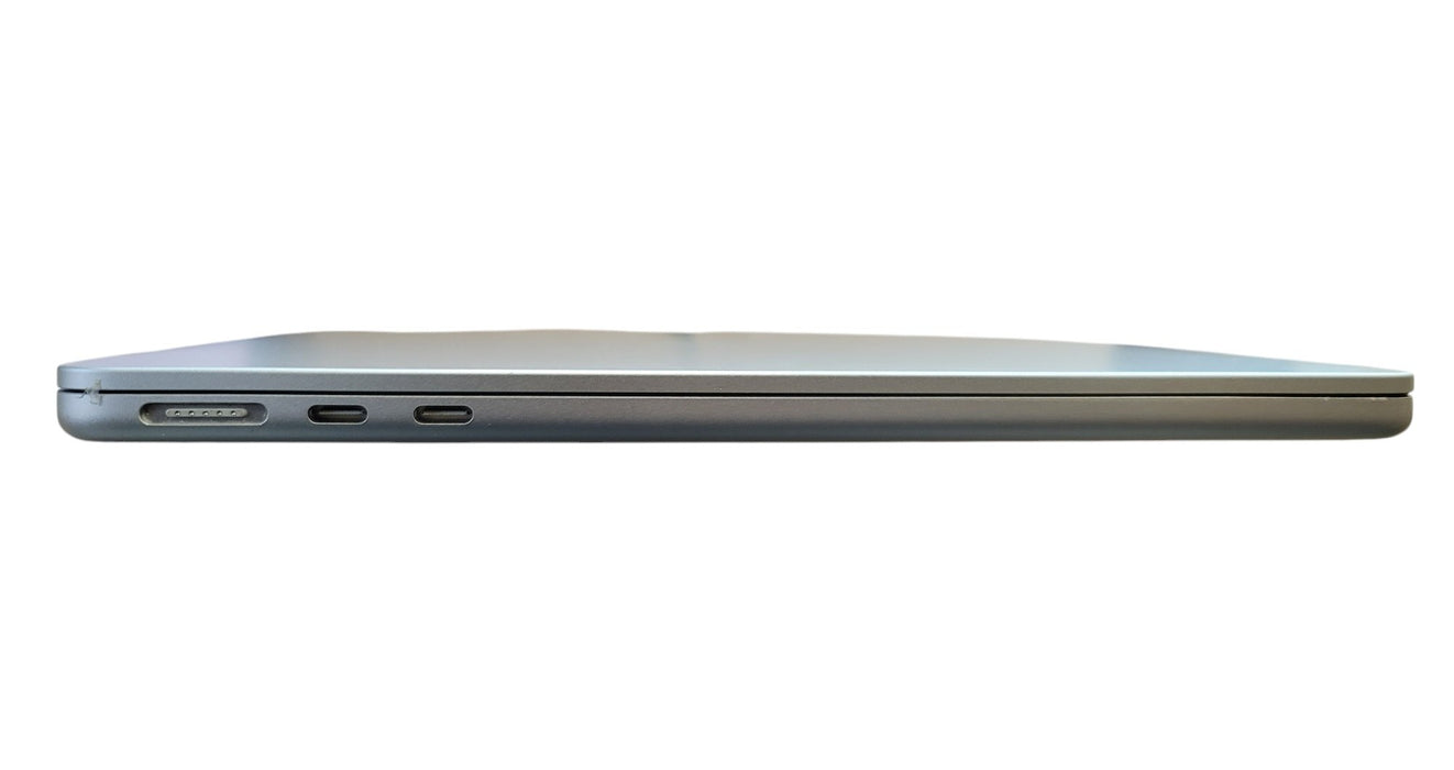 Apple MacBook Air 13.6" 2022 A2681 M2 8GB RAM 256GB SSD
