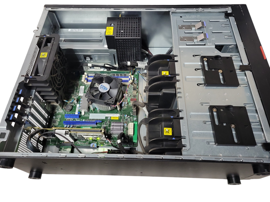 Lenovo ThinkServer TS460 8x 2.5" | Xeon E3-1240 v6, 16GB ECC DDR4, 9340-8i RAID