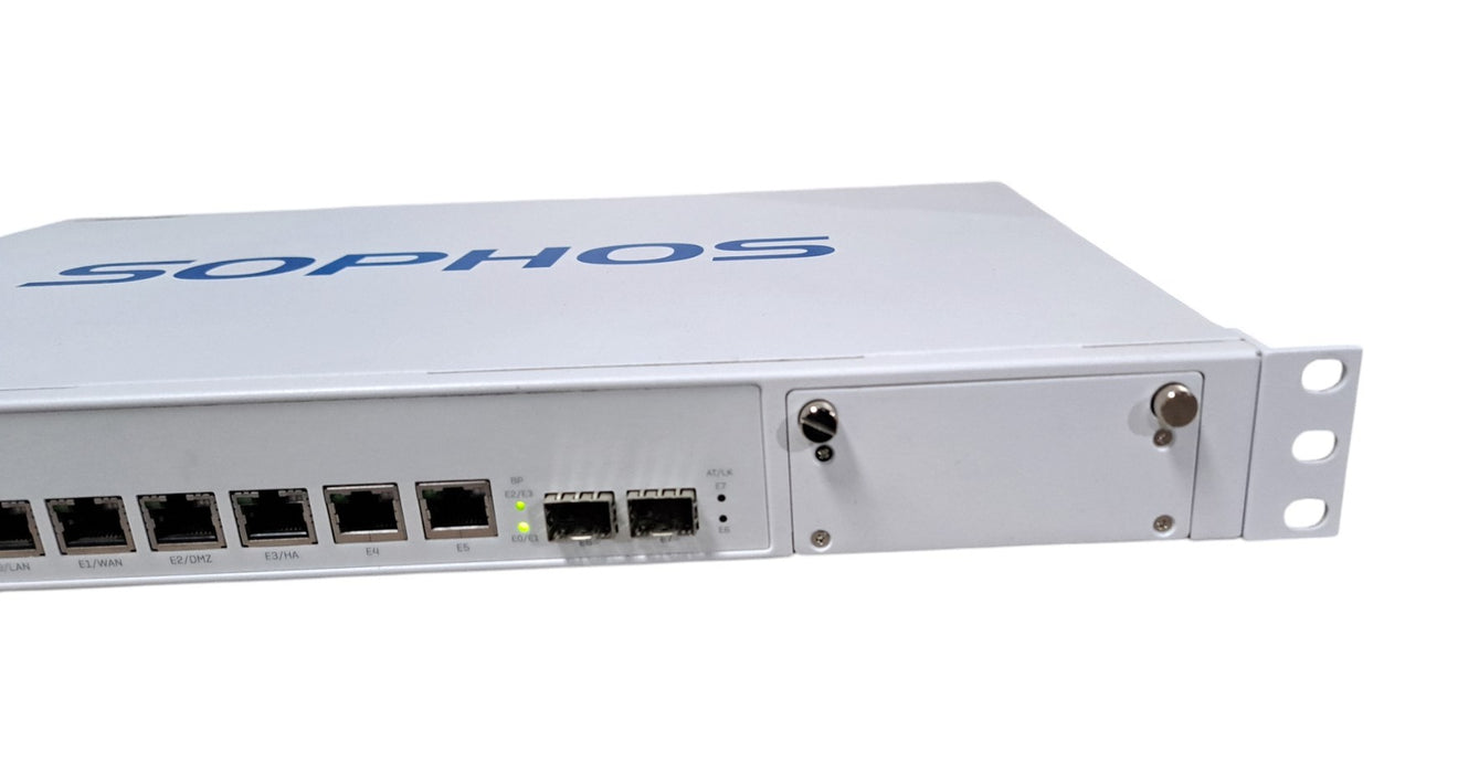 Sophos SG 210 Rev. 3 Security Appliance Firewall - 6x GbE 2x SFP 1U