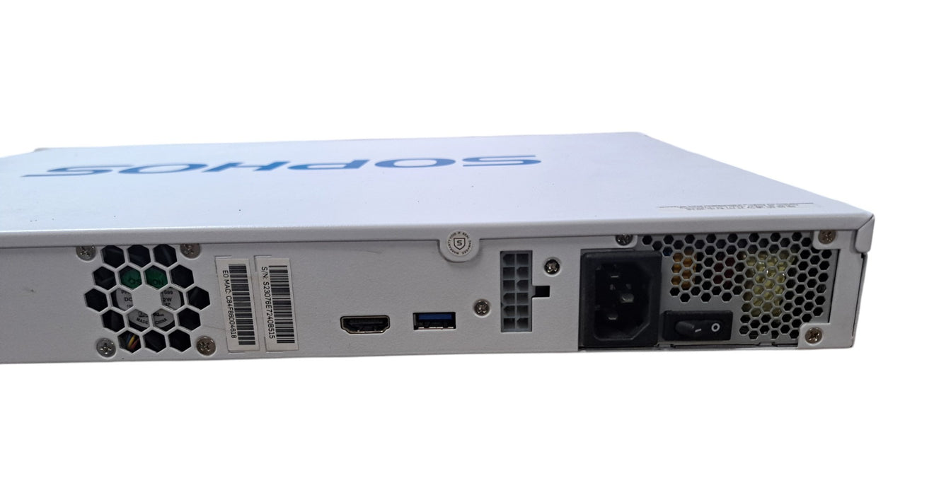 Sophos SG 210 Rev. 3 Security Appliance Firewall - 6x GbE 2x SFP 1U