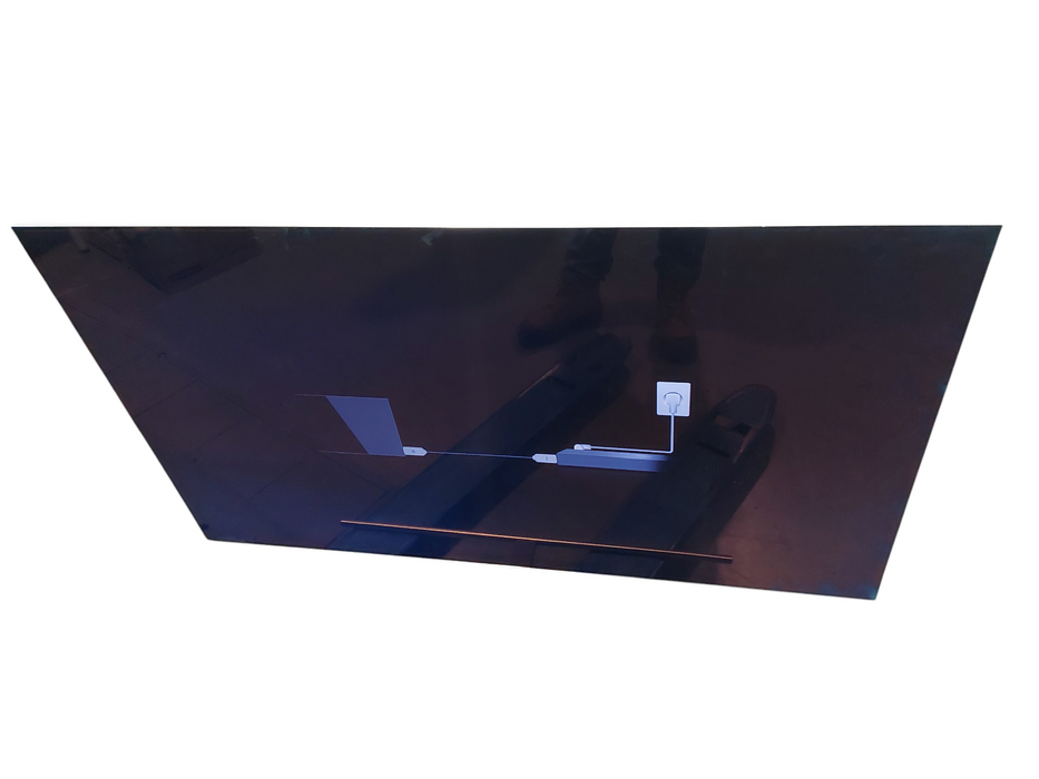 Samsung 65" Tv Model: QN65Q7FAMF Set with One Connect Box & Remote & Cables