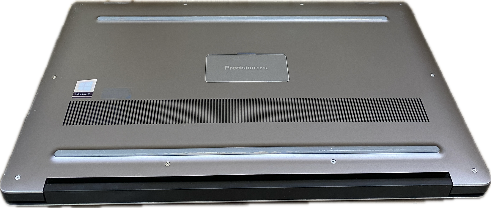 Dell Precision 5540 4K TOUCH XEON E-2276M QUADRO T2000 4GB GPU 16GB RAM 256 SSD